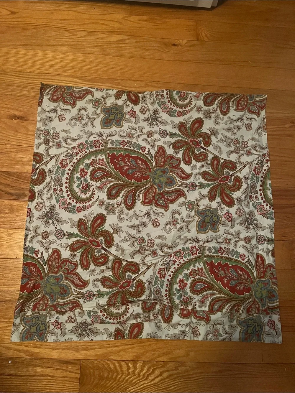 Pottery Barn Paisley Accent eurosham 26” square Fabric in Cream, Red, and Green